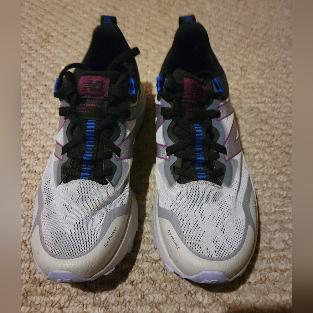 New Balance Woman's Athletic Shoes